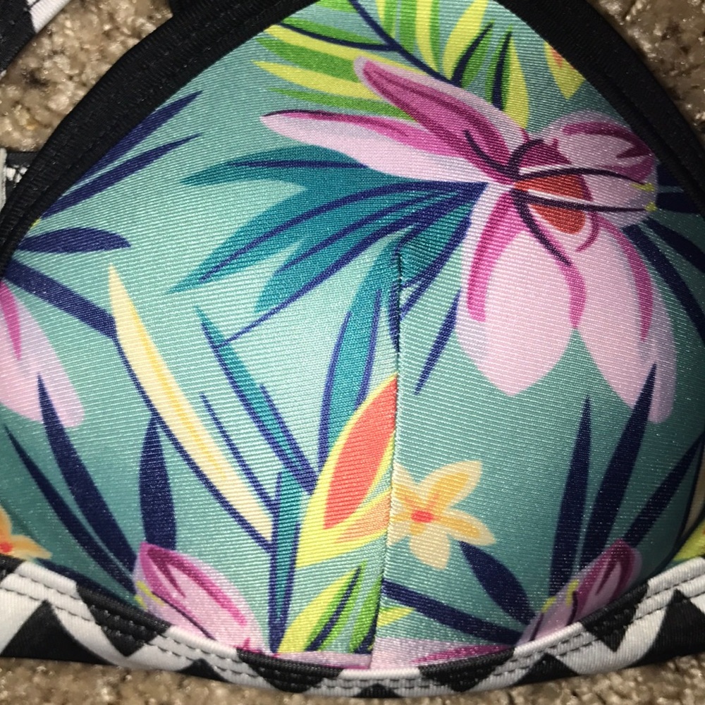 Bikini top - Picture 3 of 4